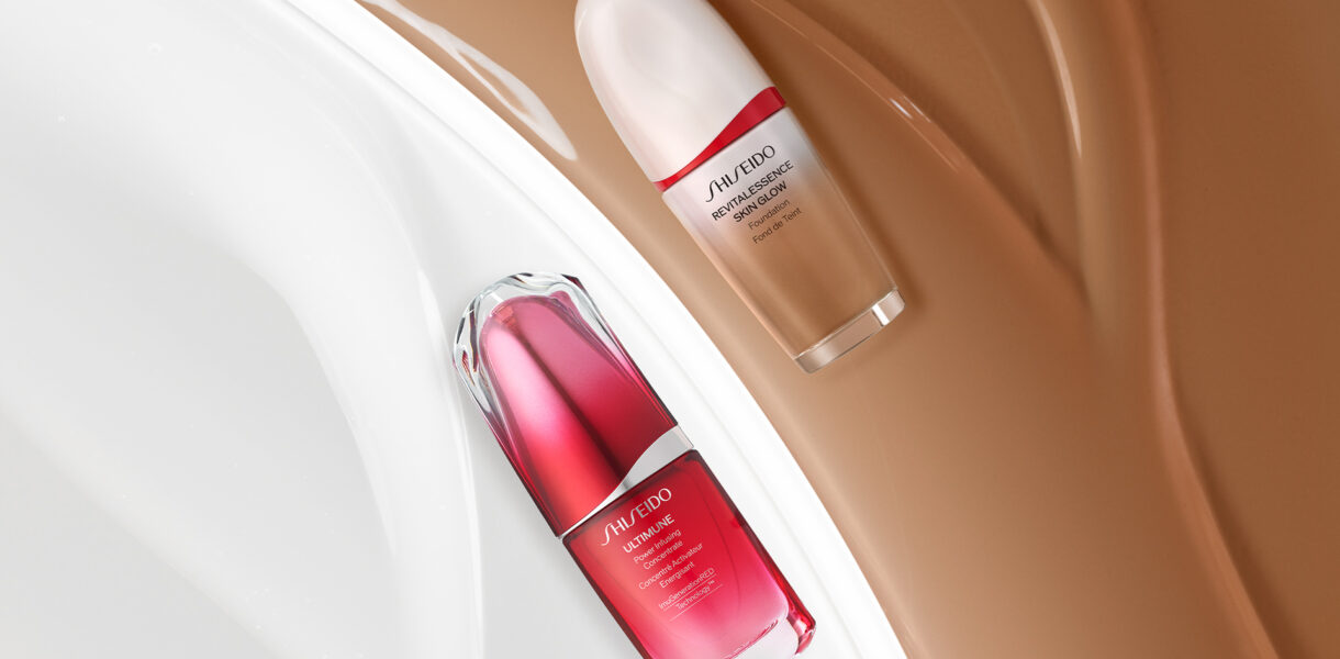 Shiseido Revitalessence Skin Glow puder